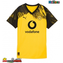 Camisa de Futebol Borussia Dortmund Karim Adeyemi #27 Equipamento Principal Mulheres 2025-26 Manga Curta